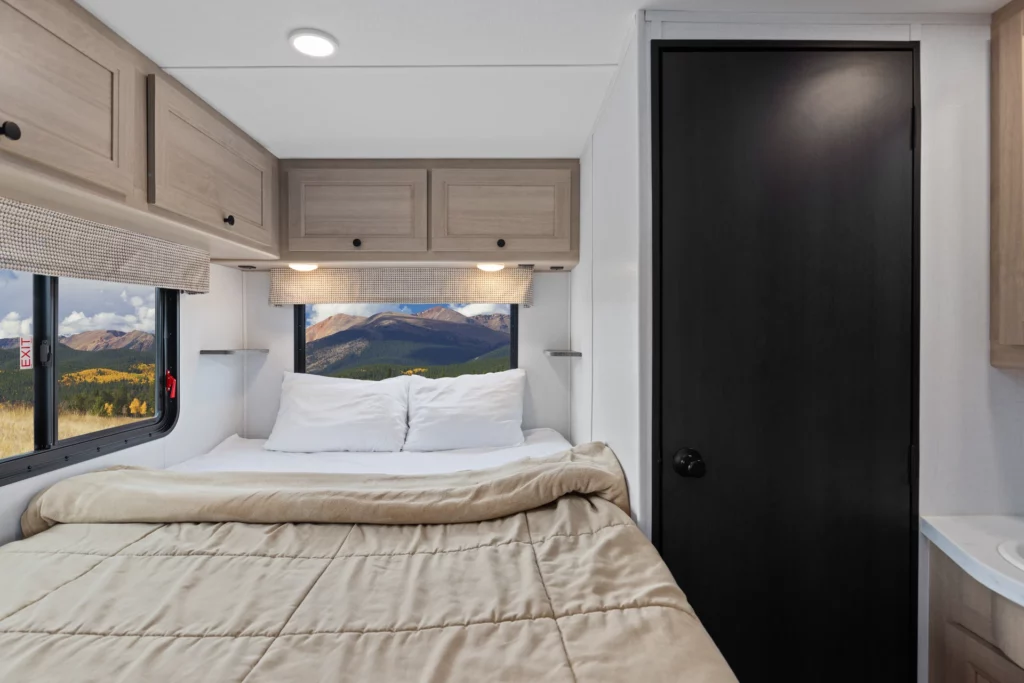 Compact Motorhome ft