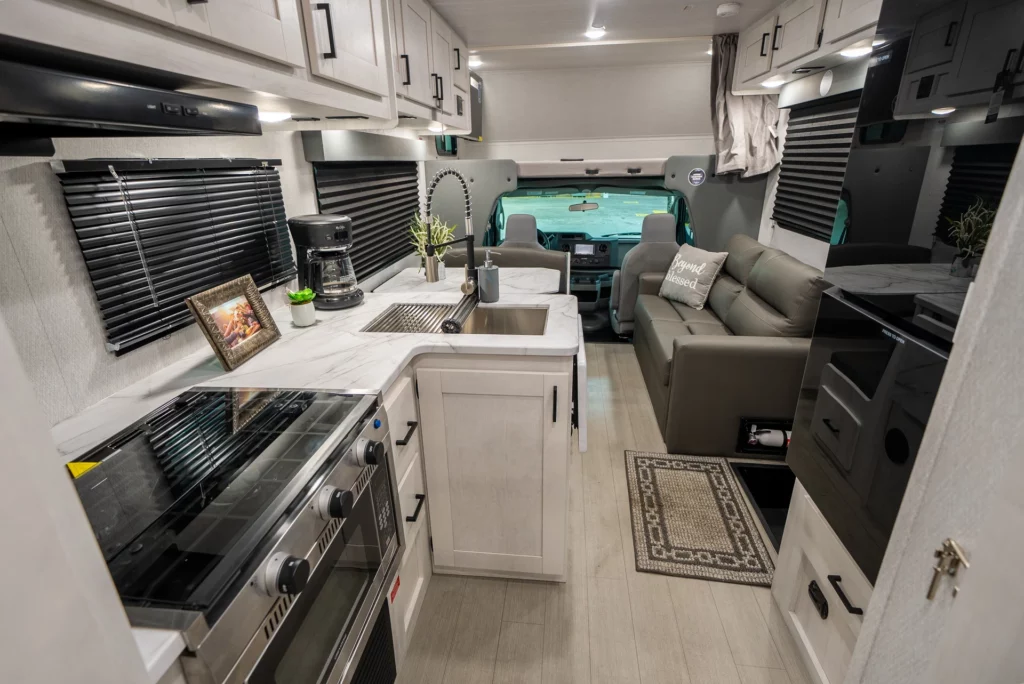 Large Motorhome ft