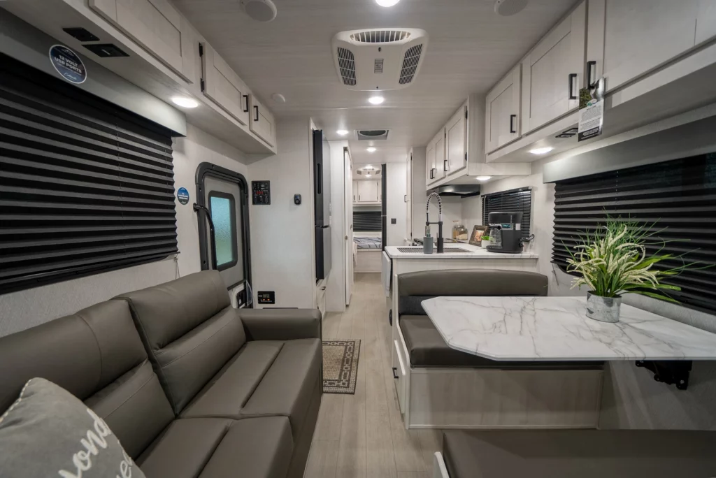 Large Motorhome ft
