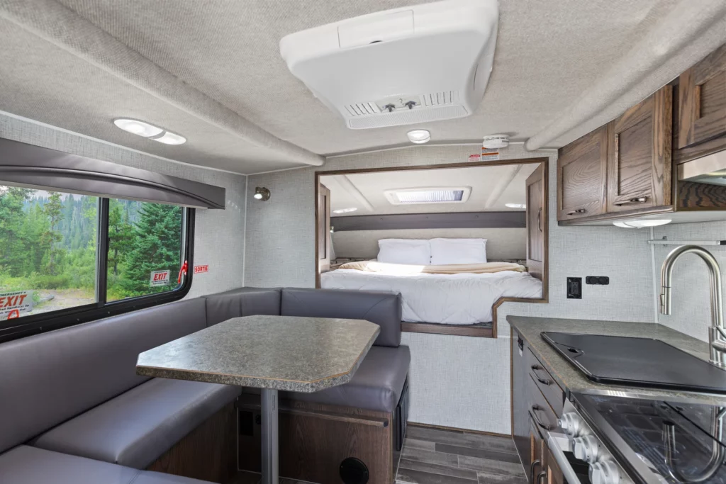 Maxi Travel Camper